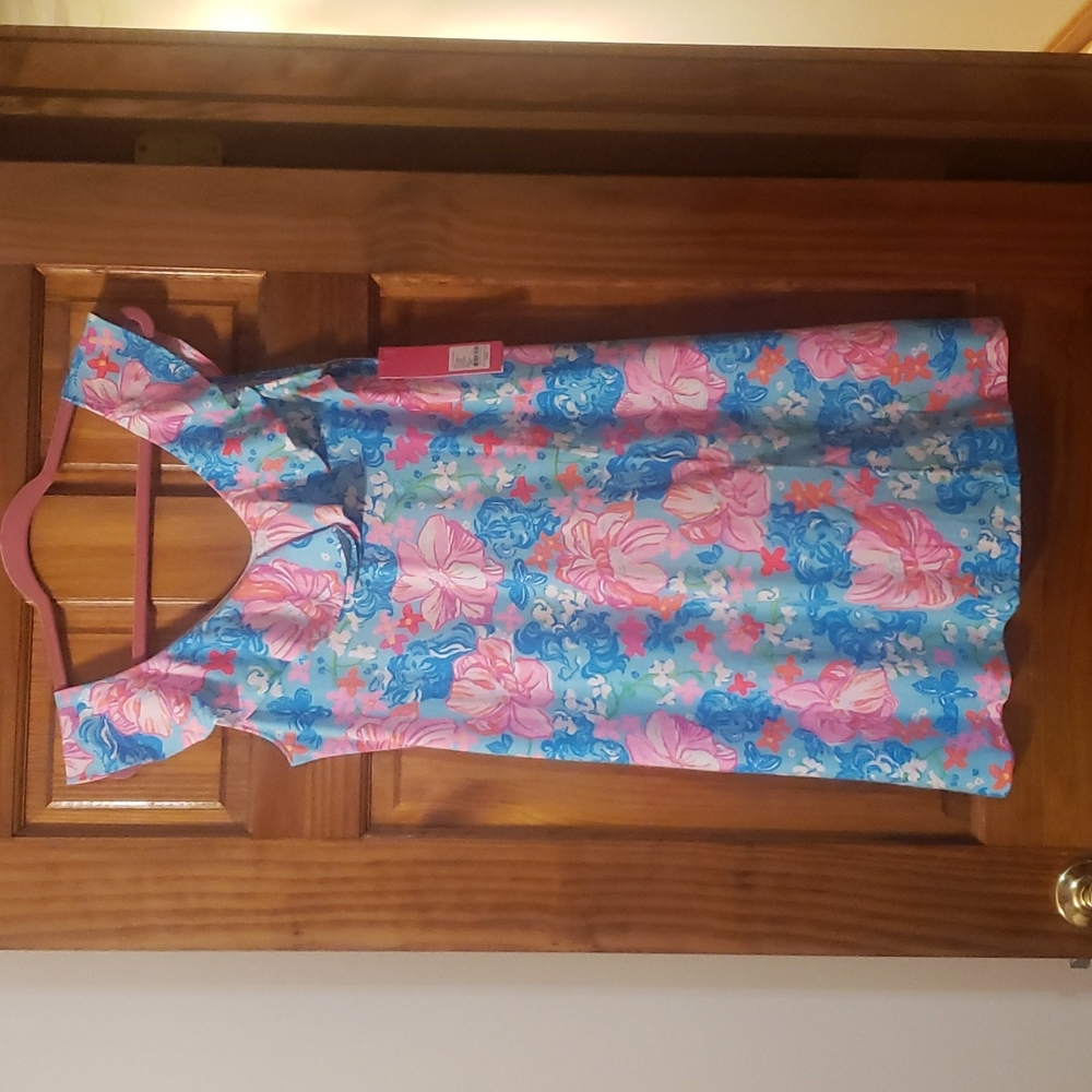 Sleeveless Lilly Pulitzer floral Dress with ruffle top.